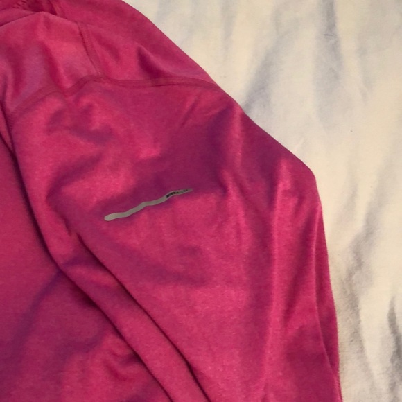 Nike running dri fit pink top - Picture 3 of 3